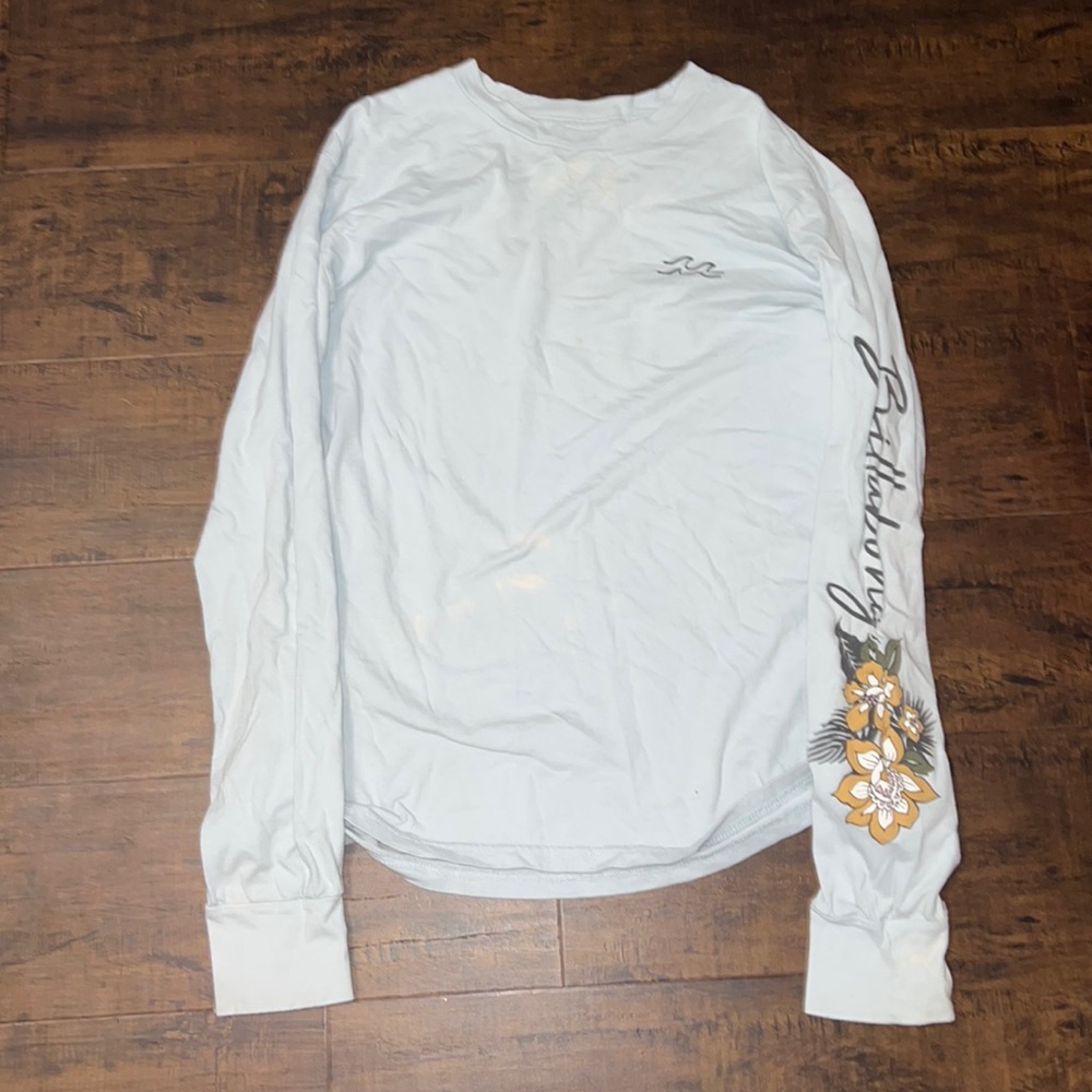 Billabong light blue flowers/ wave long sleeve